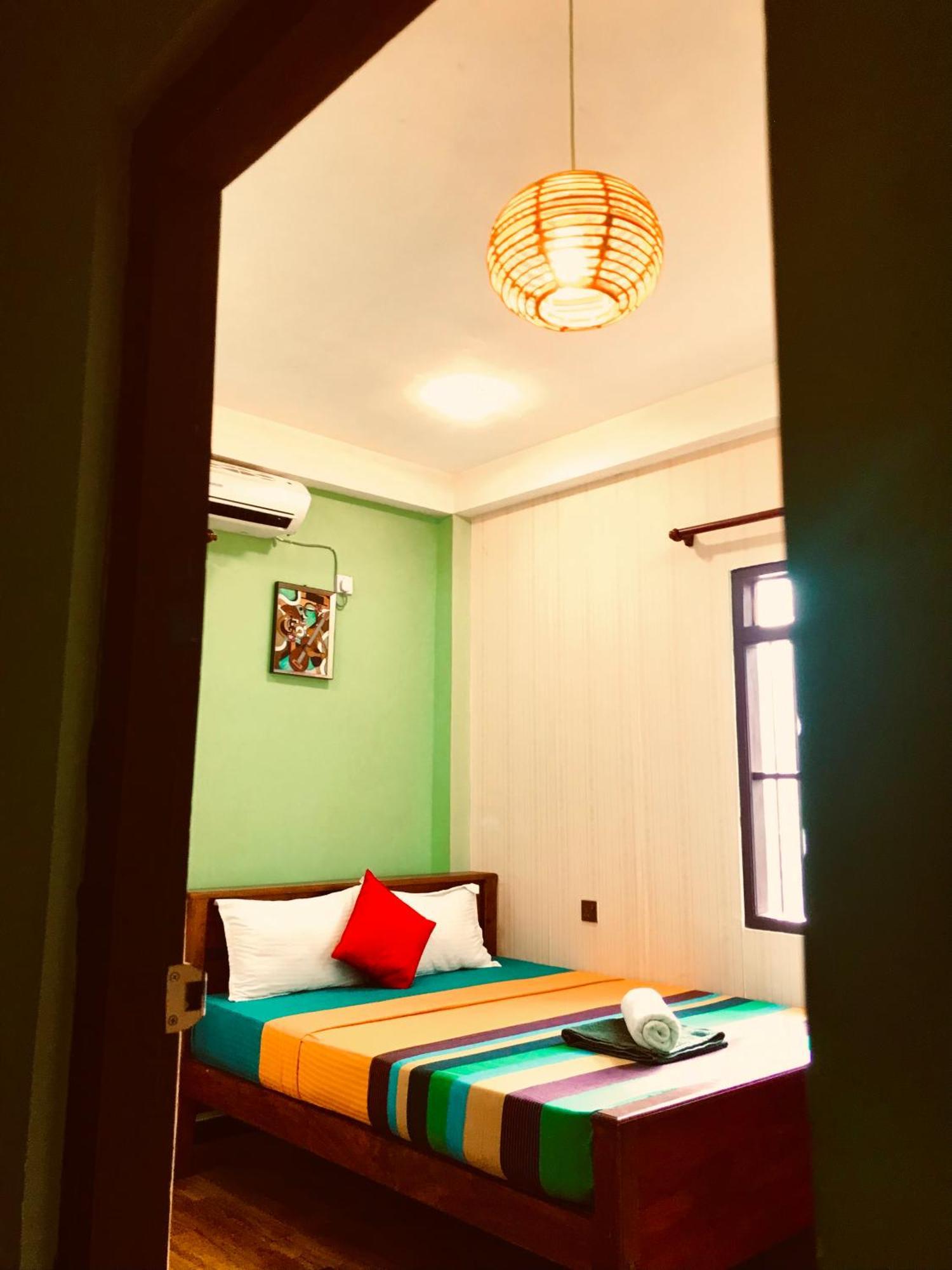 The Green Station Hotel Dikwella Bagian luar foto