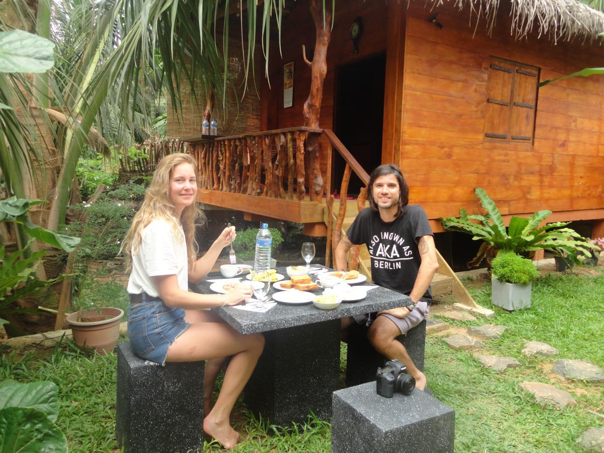 The Green Station Hotel Dikwella Bagian luar foto