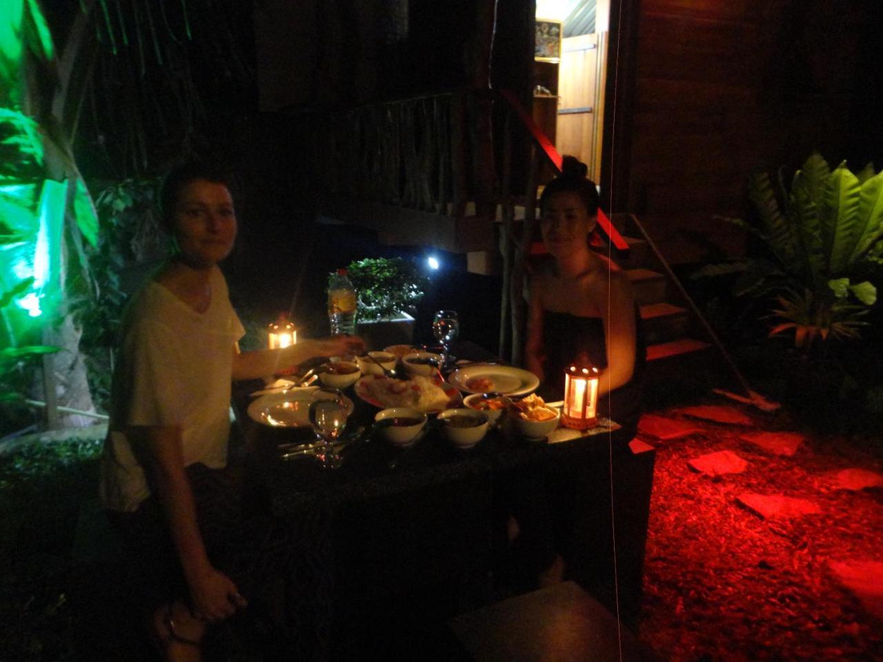 The Green Station Hotel Dikwella Bagian luar foto